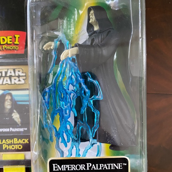 Star Wars Power of the Force Emperor Palpatine Figure - Picture 7 of 7